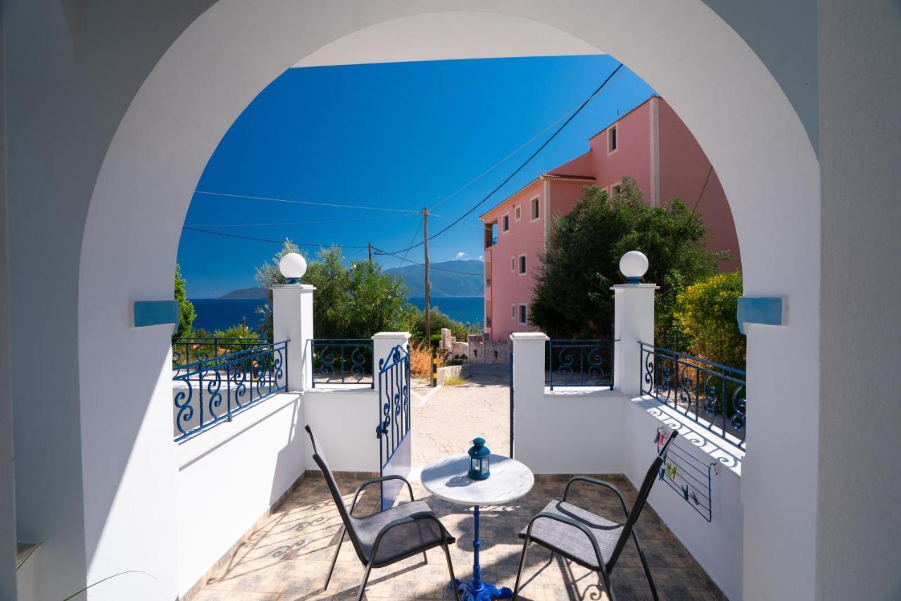 Myrto Apartments Agia Efimia Exterior photo